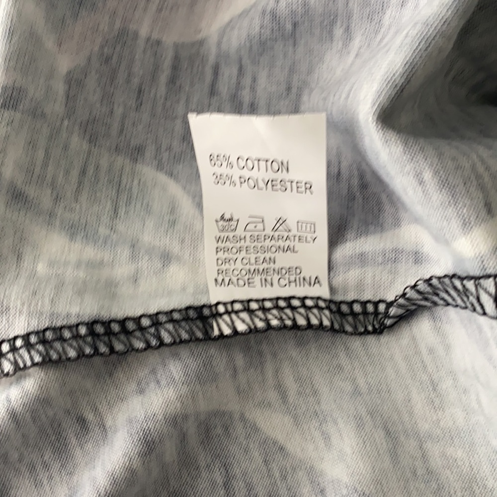 cold shoulder shirt black with pink floral - Picture 5 of 6